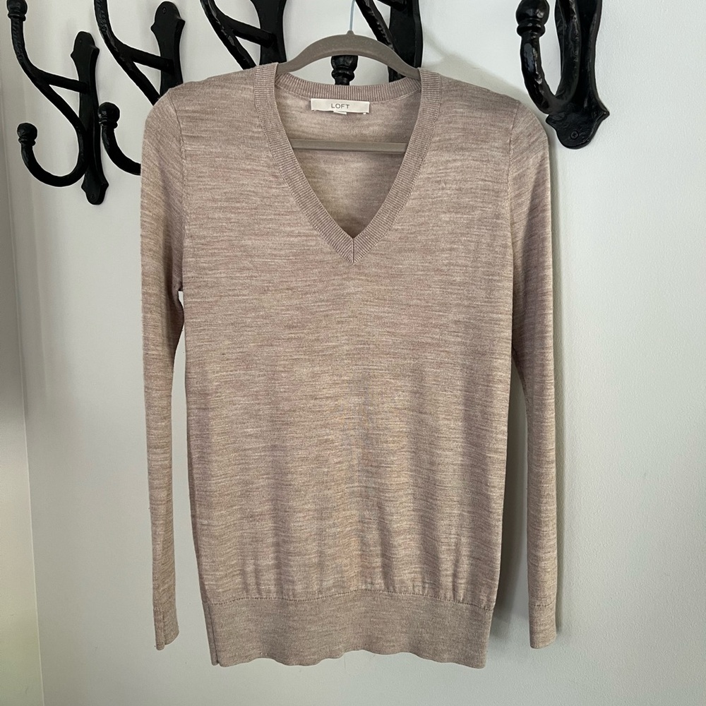 Loft V-Neck Sweater Medium